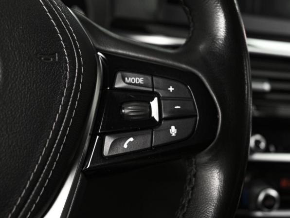 BMW 5 серии VII (G30/G31/G38) с пробегом 2017 года, цена 3 228 960 рублей, 83680 км, седан, Автокод Объявления