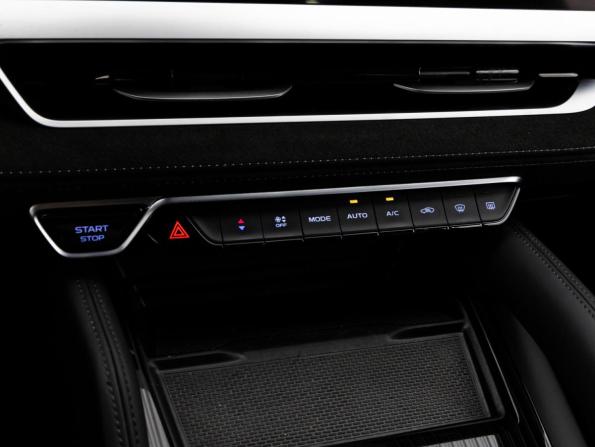 Geely Monjaro I с пробегом 2024 года, цена 3 399 000 рублей, 48761 км, внедорожник, Автокод Объявления