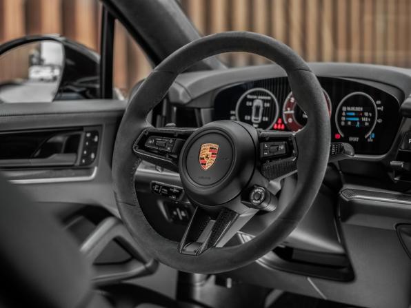 Новый Porsche Cayenne III Рестайлинг 2025 года, цена 21 883 800 рублей, внедорожник, Автокод Объявления