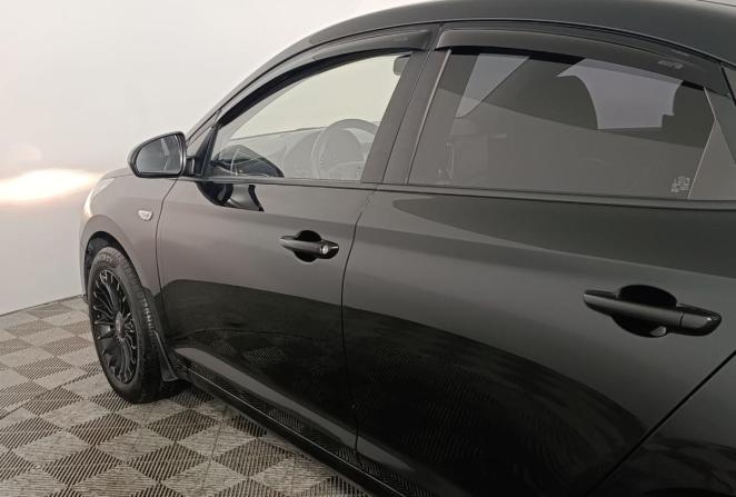 Hyundai Solaris II Рестайлинг с пробегом 2021 года, цена 1 690 000 рублей, 84640 км, седан, Автокод Объявления