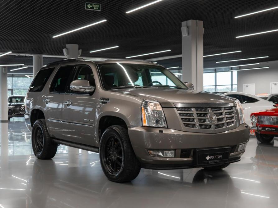 Cadillac Escalade III Москва  - изображение 2