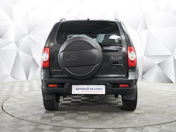 Chevrolet Niva I Рестайлинг с пробегом 2018 года, цена 818 000 рублей, 91763 км, внедорожник, Автокод Объявления