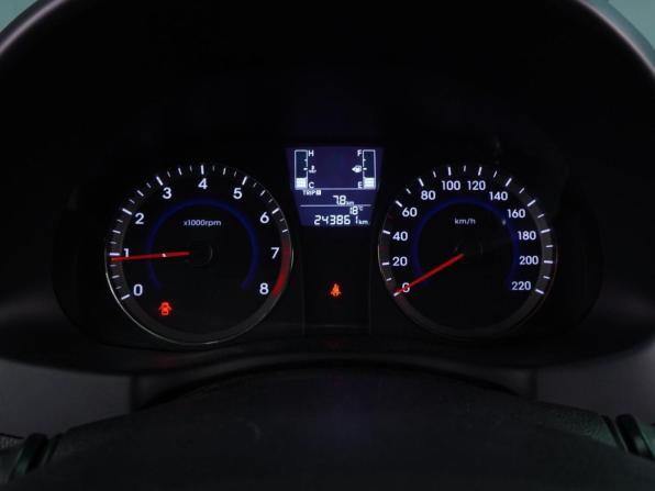 Hyundai Solaris I Рестайлинг с пробегом 2016 года, цена 849 000 рублей, 243861 км, седан, Автокод Объявления