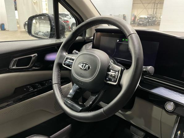 Kia Carnival IV с пробегом 2021 года, цена 4 097 000 рублей, 31620 км, минивэн, Автокод Объявления