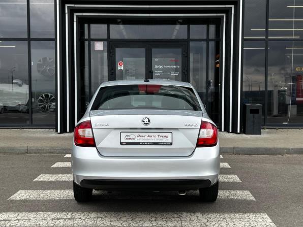 Skoda Rapid I Рестайлинг с пробегом 2018 года, цена 1 350 000 рублей, 96000 км, лифтбек, Автокод Объявления