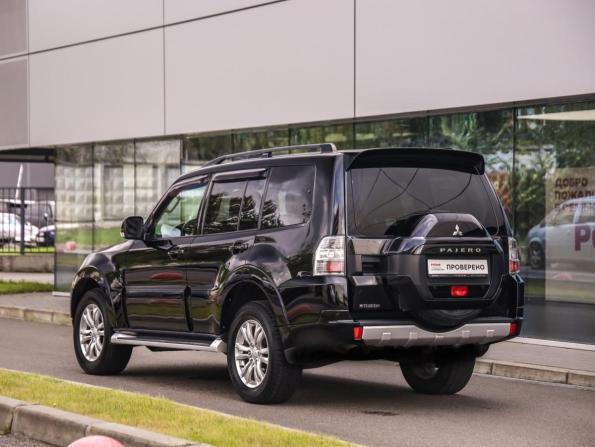 Mitsubishi Pajero IV Рестайлинг 2 с пробегом 2018 года, цена 2 399 777 рублей, 153182 км, внедорожник, Автокод Объявления