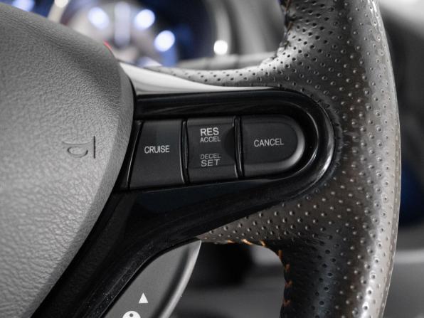 Honda Fit Shuttle I с пробегом 2012 года, цена 1 075 000 рублей, 95925 км, универсал, Автокод Объявления