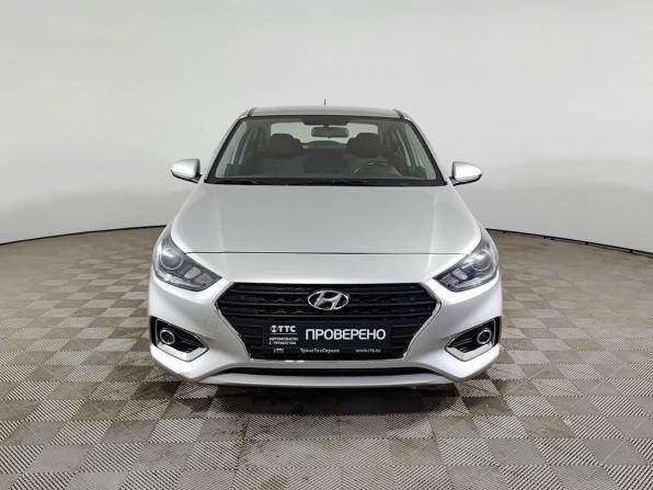 Hyundai Solaris II с пробегом 2018 года, цена 1 200 000 рублей, 130000 км, седан, Автокод Объявления