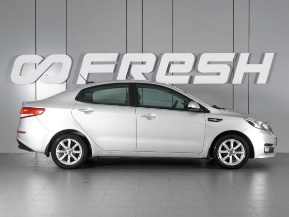 Kia Rio III Рестайлинг с пробегом 2017 года, цена 989 000 рублей, 183728 км, седан, Автокод Объявления