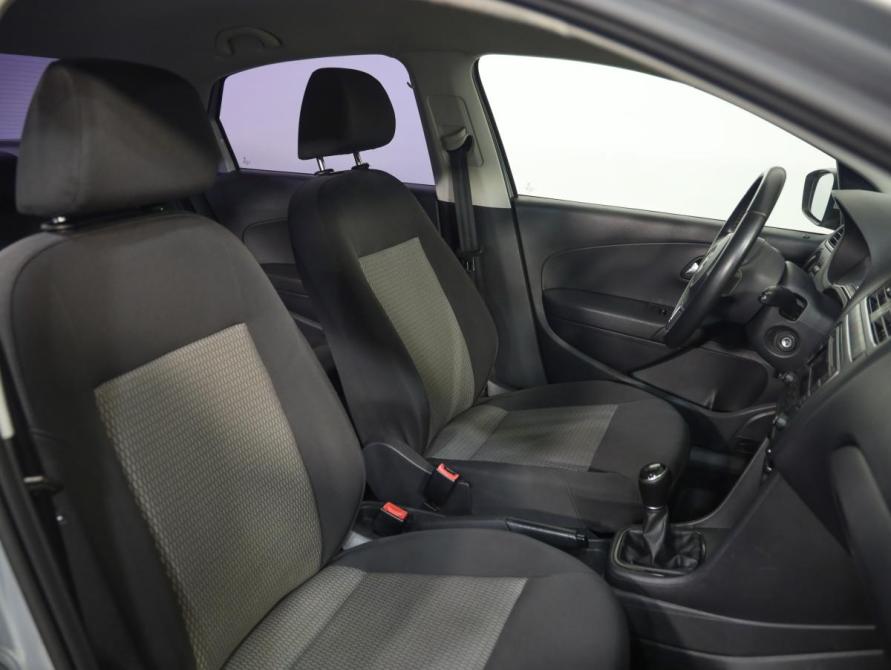 Volkswagen Polo V Санкт-Петербург  - изображение 18