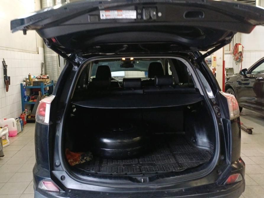 Toyota RAV4 IV (XA40) Рестайлинг Санкт-Петербург  - изображение 11