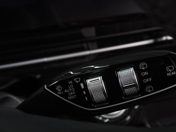 Omoda C5 I с пробегом 2022 года, цена 1 764 000 рублей, 52605 км, внедорожник, Автокод Объявления