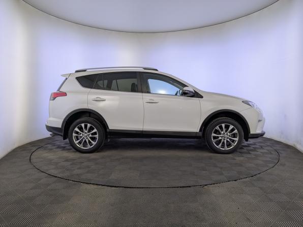 Toyota RAV4 IV (XA40) Рестайлинг с пробегом 2016 года, цена 2 595 000 рублей, 122999 км, внедорожник, Автокод Объявления