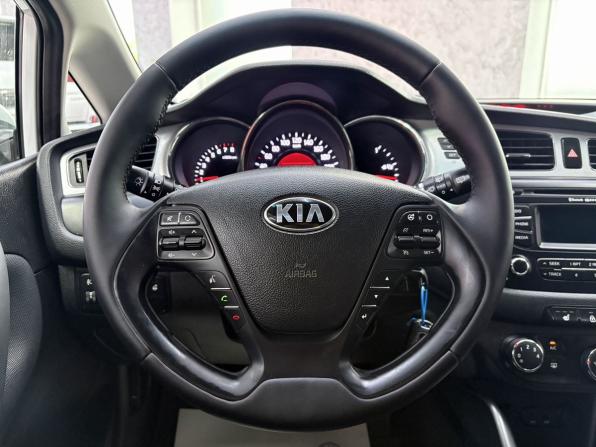 Kia Ceed II с пробегом 2012 года, цена 1 165 000 рублей, 132238 км, универсал, Автокод Объявления