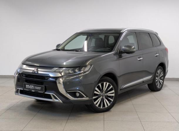 Mitsubishi Outlander III Рестайлинг 3 с пробегом 2019 года, цена 2 350 000 рублей, 151000 км, внедорожник, Автокод Объявления