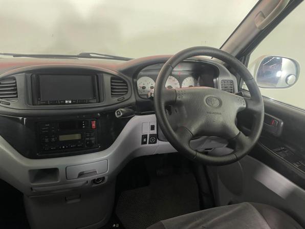 Toyota Touring HiAce I с пробегом 2002 года, цена 799 000 рублей, 364000 км, минивэн, Автокод Объявления