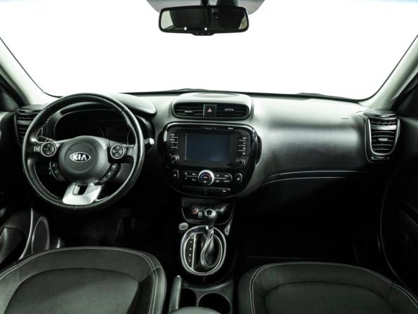 Kia Soul II Рестайлинг с пробегом 2018 года, цена 1 649 700 рублей, 73923 км, хэтчбек, Автокод Объявления