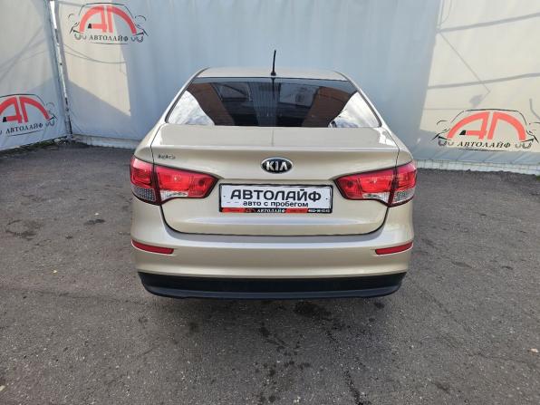 Kia Rio III Рестайлинг с пробегом 2015 года, цена 999 000 рублей, 165270 км, седан, Автокод Объявления