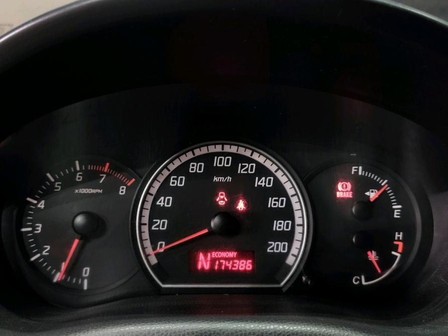 Suzuki Swift III Ставрополь  - изображение 11