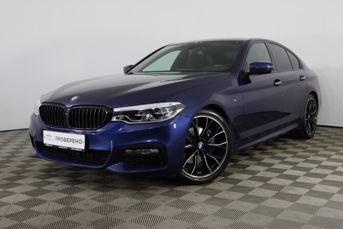 BMW 5 g30 синий