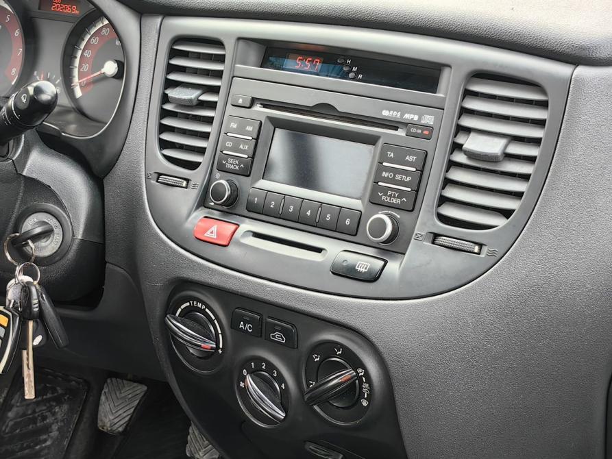 Kia Rio II Рестайлинг Санкт-Петербург  - изображение 9