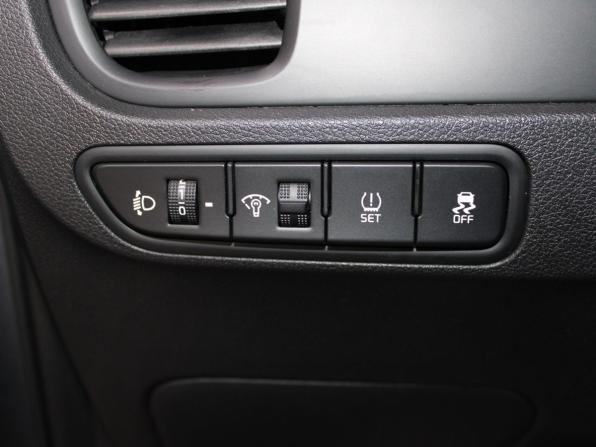 Kia Rio IV с пробегом 2019 года, цена 1 069 900 рублей, 296336 км, седан, Автокод Объявления