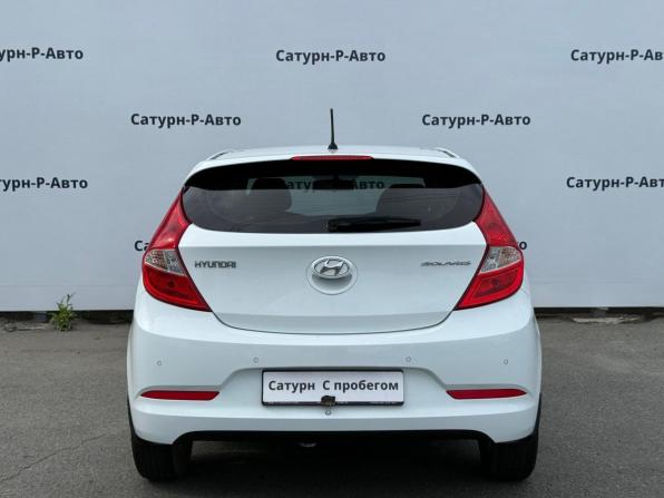 Hyundai Solaris I Рестайлинг с пробегом 2015 года, цена 1 110 000 рублей, 63355 км, хэтчбек, Автокод Объявления