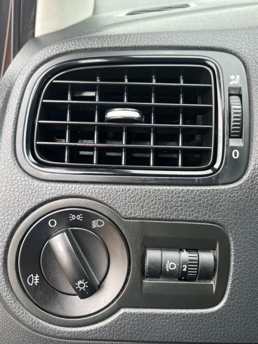Volkswagen Polo V Рестайлинг Абакан  - изображение 25