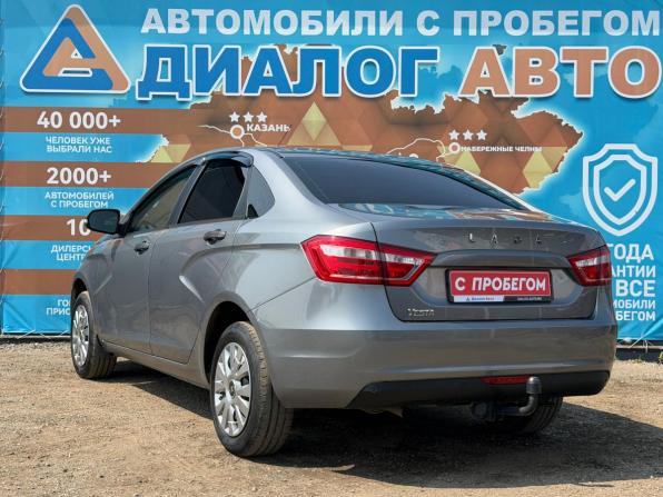 Lada (ВАЗ) Vesta I с пробегом 2017 года, цена 720 000 рублей, 93827 км, седан, Автокод Объявления
