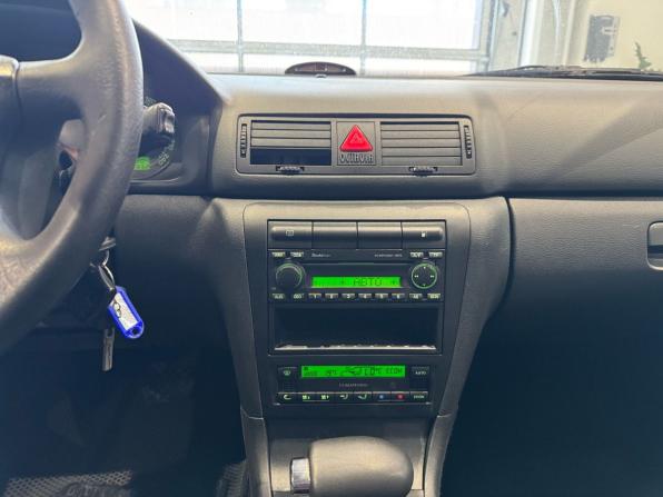 Skoda Octavia I (A4) Рестайлинг с пробегом 2007 года, цена 420 000 рублей, 342301 км, лифтбек, Автокод Объявления