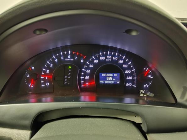 Toyota Camry VI (XV40) Рестайлинг с пробегом 2010 года, цена 1 049 000 рублей, 267826 км, седан, Автокод Объявления
