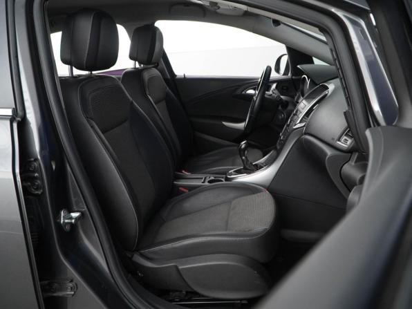 Opel Astra J с пробегом 2011 года, цена 593 050 рублей, 122748 км, хэтчбек, Автокод Объявления