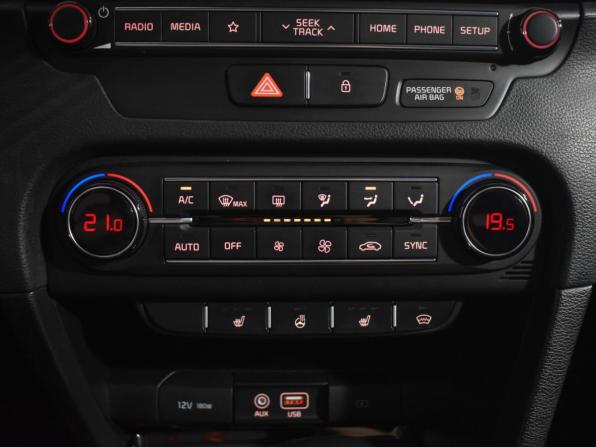 Kia Ceed III с пробегом 2019 года, цена 1 567 980 рублей, 97370 км, хэтчбек, Автокод Объявления
