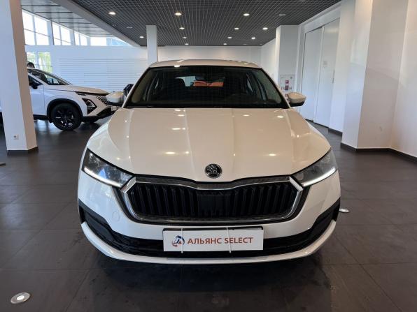 Skoda Octavia IV (A8) с пробегом 2021 года, цена 1 937 000 рублей, 129886 км, лифтбек, Автокод Объявления