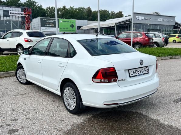 Volkswagen Polo V Рестайлинг с пробегом 2016 года, цена 1 120 000 рублей, 79504 км, седан, Автокод Объявления