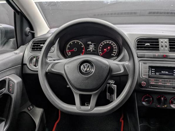 Volkswagen Polo V Рестайлинг с пробегом 2019 года, цена 960 000 рублей, 119615 км, седан, Автокод Объявления