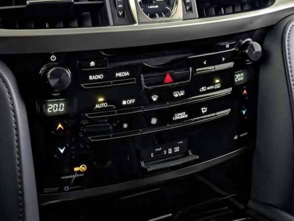 Lexus LX III Рестайлинг 2 с пробегом 2020 года, цена 10 900 000 рублей, 31311 км, внедорожник, Автокод Объявления