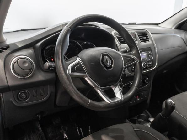 Renault Logan II Рестайлинг с пробегом 2019 года, цена 940 000 рублей, 106457 км, седан, Автокод Объявления