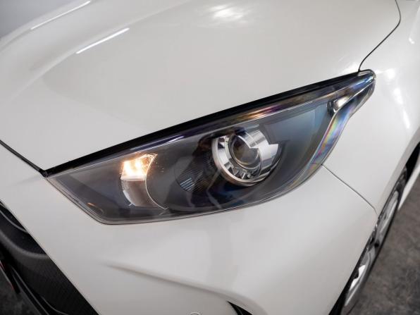 Toyota Yaris IV с пробегом 2020 года, цена 1 040 000 рублей, 130895 км, хэтчбек, Автокод Объявления