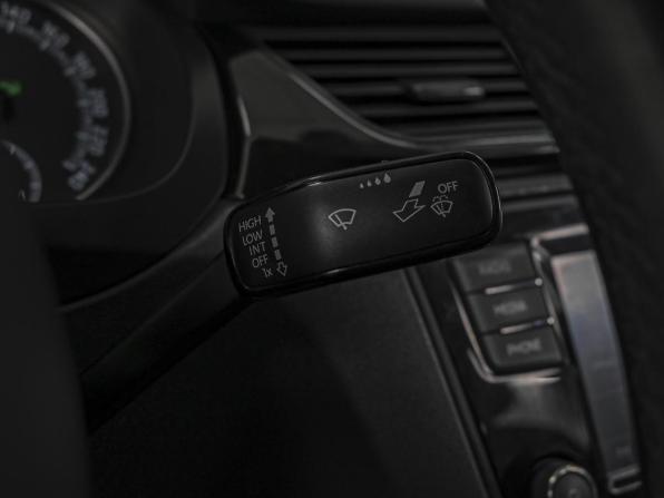 Skoda Rapid I Рестайлинг с пробегом 2018 года, цена 1 330 000 рублей, 152184 км, лифтбек, Автокод Объявления