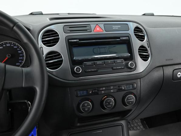 Volkswagen Tiguan I с пробегом 2010 года, цена 899 000 рублей, 138000 км, внедорожник, Автокод Объявления