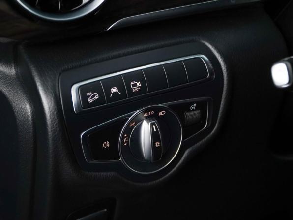 Mercedes-Benz V-Класс III (W447) Рестайлинг с пробегом 2020 года, цена 4 949 099 рублей, 130519 км, минивэн, Автокод Объявления
