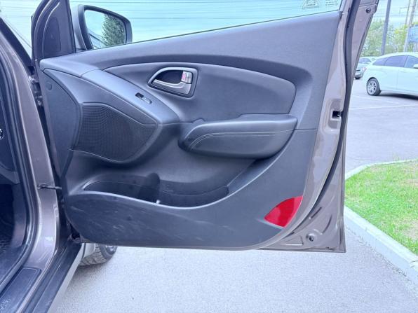 Hyundai ix35 I Рестайлинг с пробегом 2014 года, цена 1 179 000 рублей, 146295 км, внедорожник, Автокод Объявления