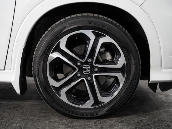 Honda Vezel I с пробегом 2014 года, цена 1 450 000 рублей, 154243 км, внедорожник, Автокод Объявления