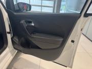 Volkswagen Polo V Рестайлинг Екатеринбург  - изображение 38