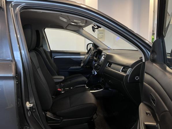 Mitsubishi Outlander III Рестайлинг 2 с пробегом 2017 года, цена 1 780 000 рублей, 169760 км, внедорожник, Автокод Объявления