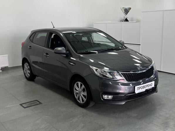 Kia Rio III Рестайлинг с пробегом 2015 года, цена 945 000 рублей, 65467 км, хэтчбек, Автокод Объявления