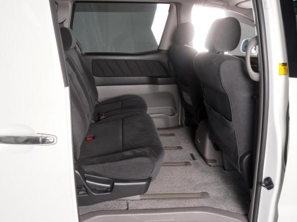 Toyota Alphard I с пробегом 2005 года, цена 2 025 000 рублей, 182397 км, минивэн, Автокод Объявления