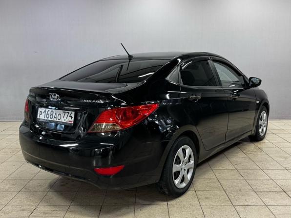 Hyundai Solaris I с пробегом 2013 года, цена 650 000 рублей, 74952 км, седан, Автокод Объявления