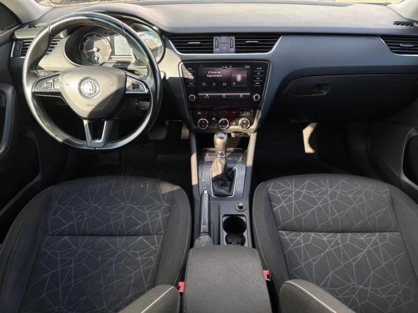 Skoda Octavia III (A7) Рестайлинг с пробегом 2018 года, цена 1 660 000 рублей, 245094 км, лифтбек, Автокод Объявления